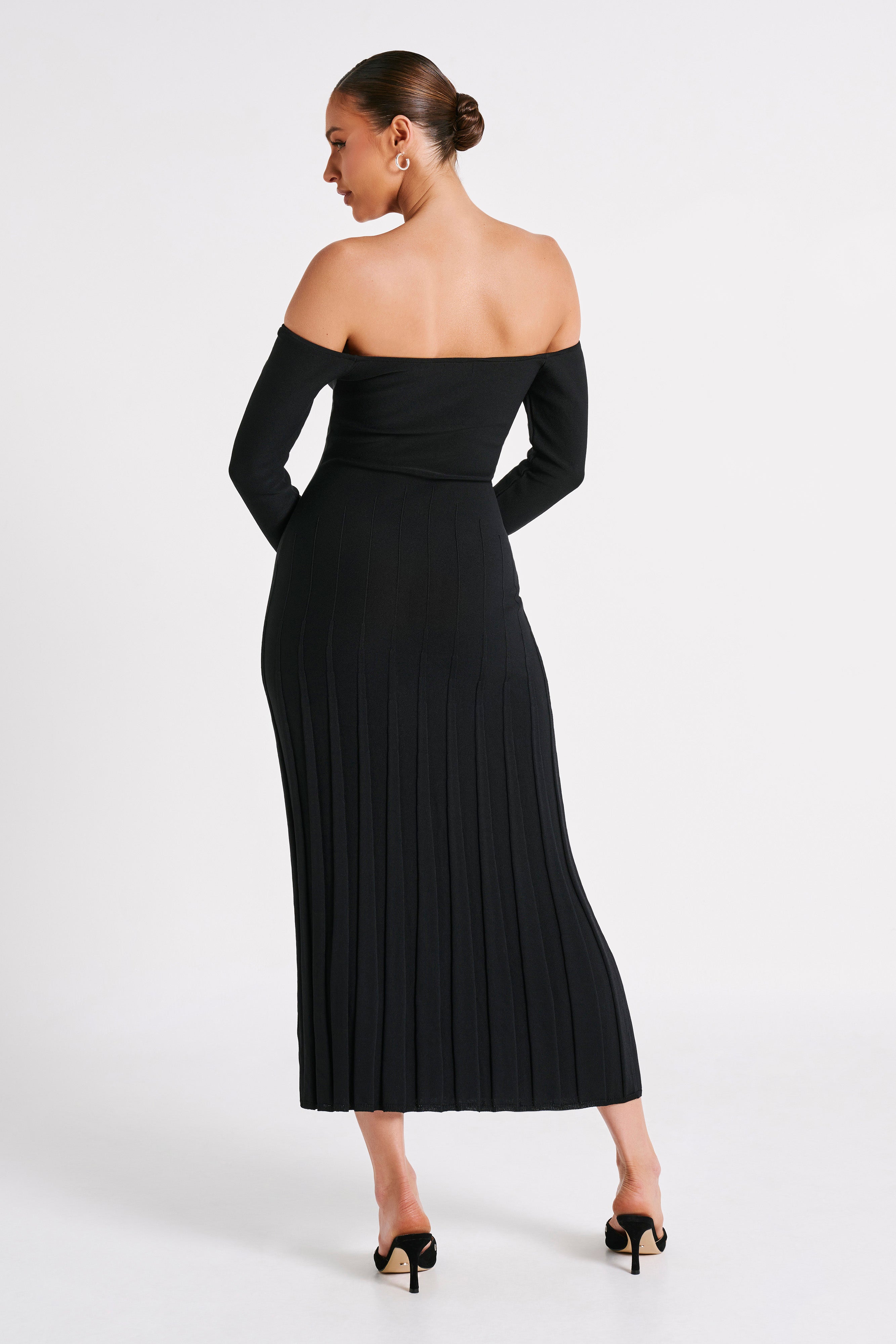 MESHKI Emmeline Long Sleeve Rib Knit Midi Dress - Black